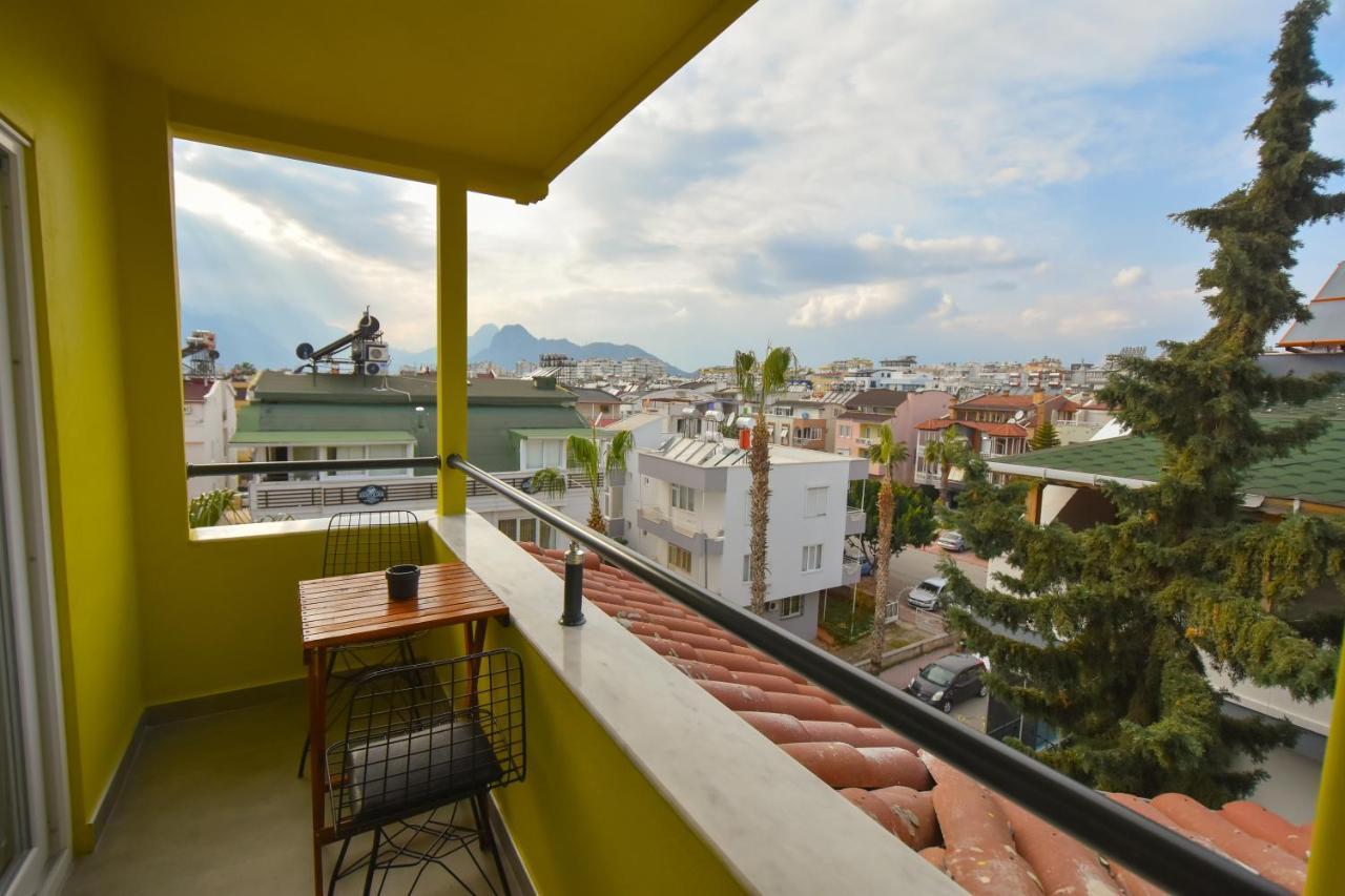 Beyaz Melek Apart Hotel Анталия Екстериор снимка
