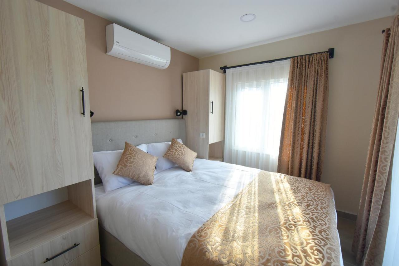 Beyaz Melek Apart Hotel Анталия Екстериор снимка
