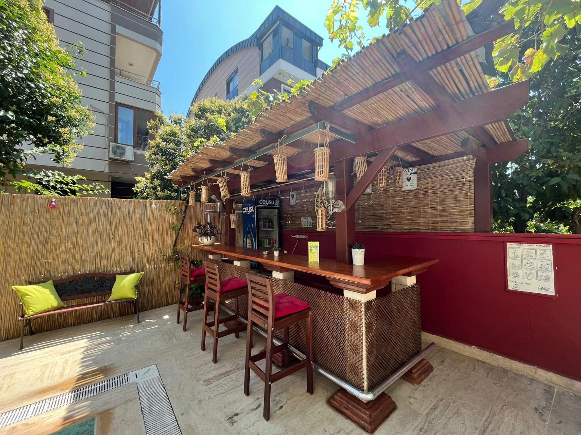 Beyaz Melek Apart Hotel Анталия Екстериор снимка